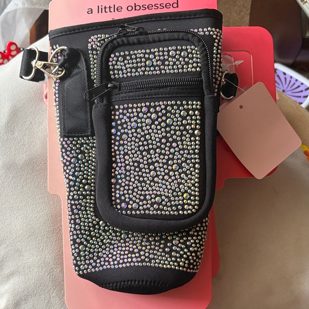 ✨ Rhinestone Tumbler Holder w/ Pocket – Hands-Free Carry ✨
